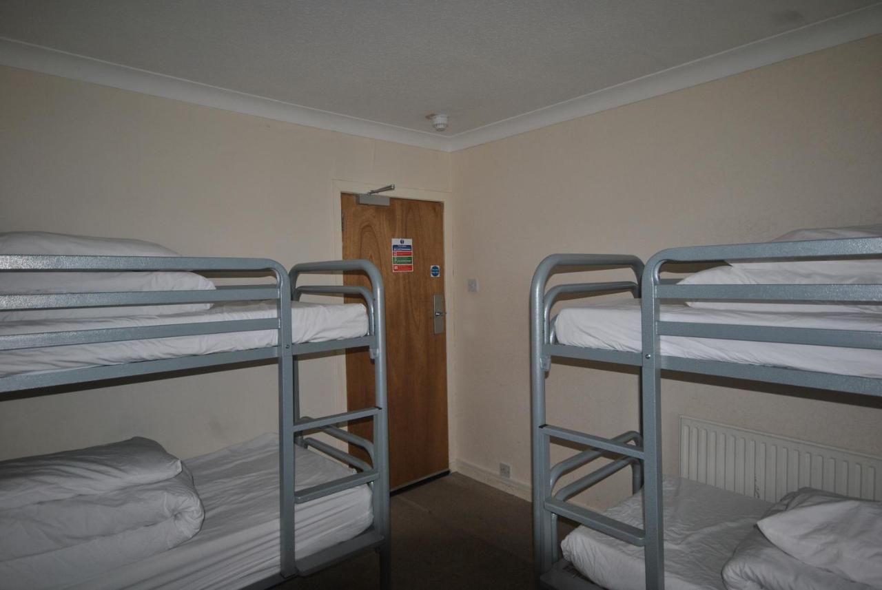 Saucy Mary'S Hostel Kyleakin Exterior foto